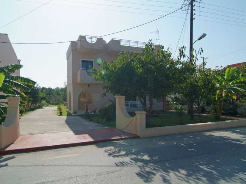 Toula'S Apartments Sidari  Exterior photo