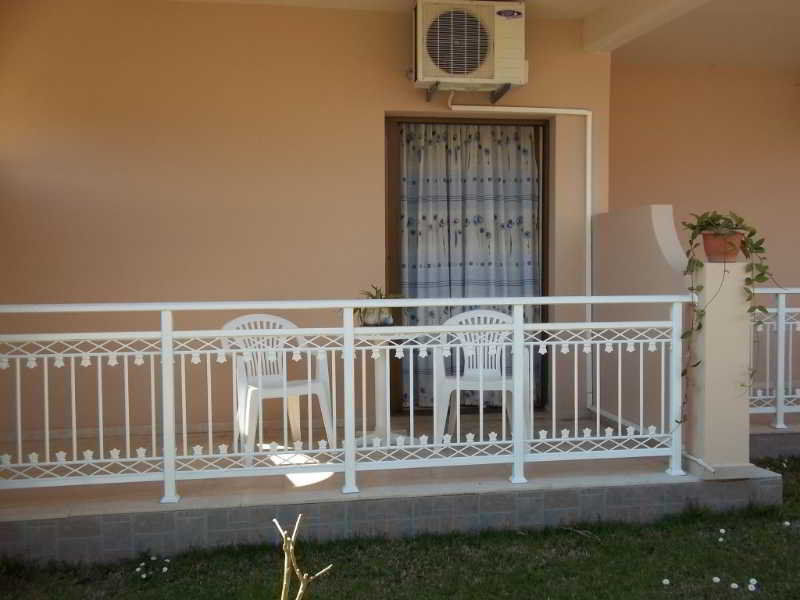Toula'S Apartments Sidari  Exterior photo