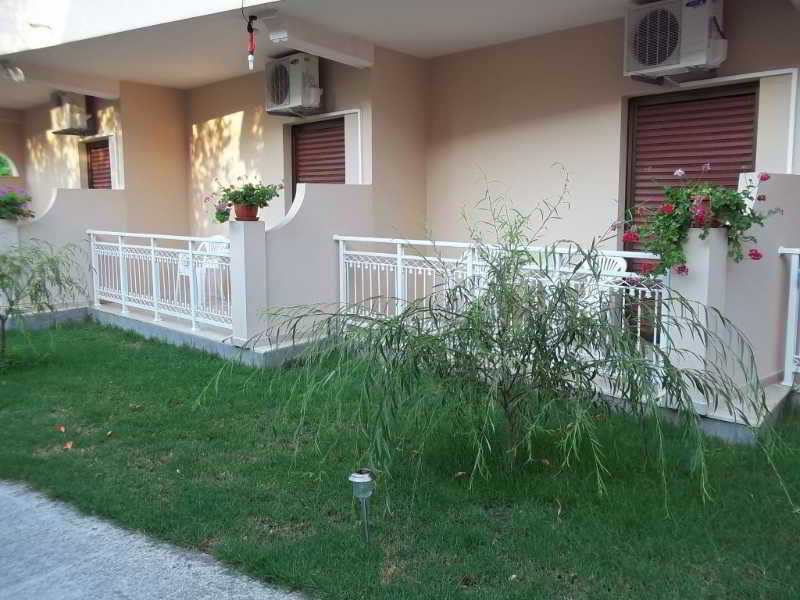 Toula'S Apartments Sidari  Exterior photo